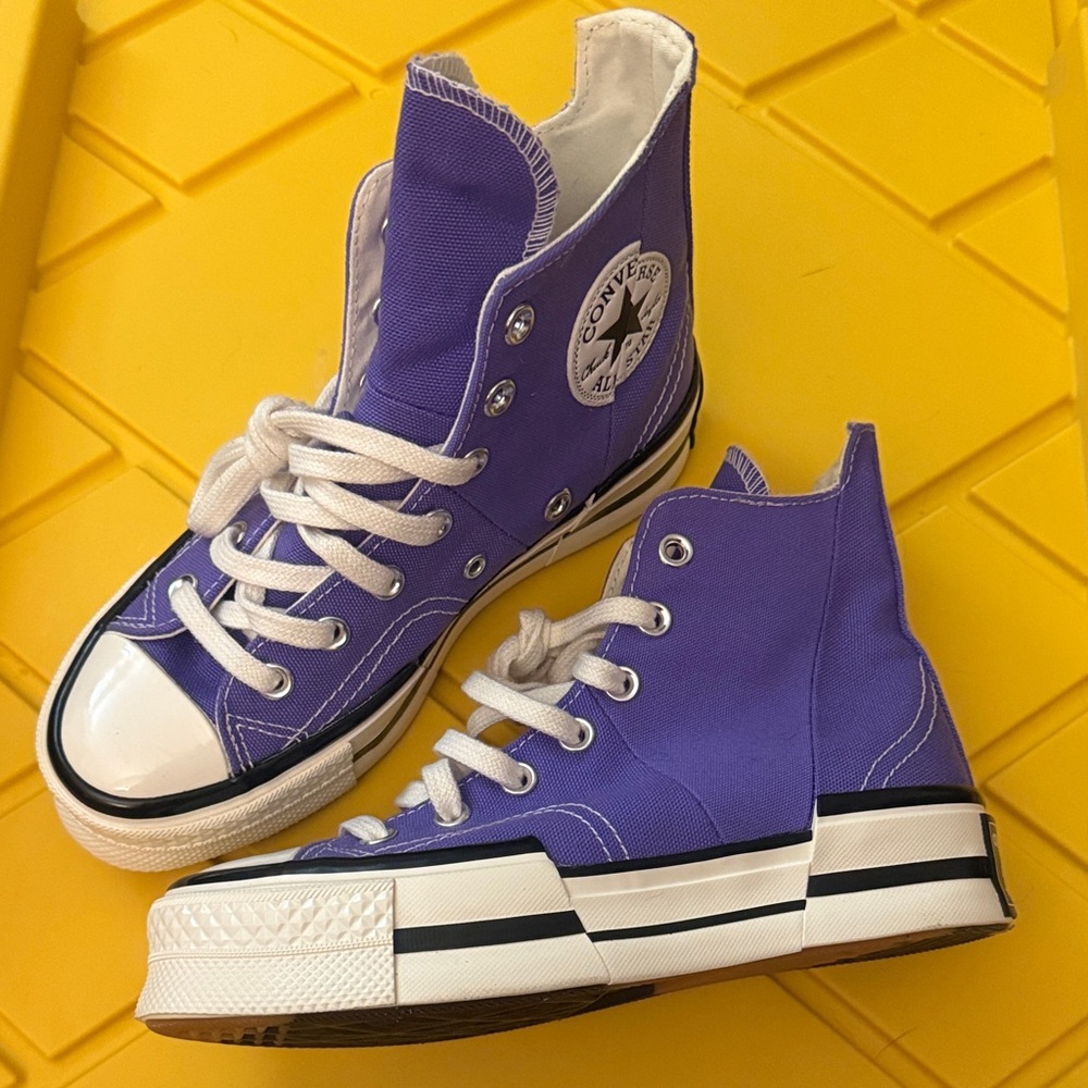 Converse Chuck 70 plus purple women size 6 or men size 4